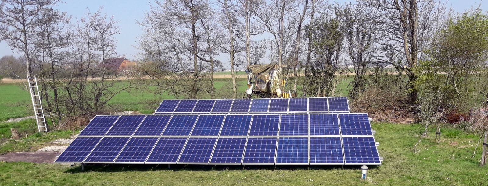 Ongekend Woning Ried | Installeren 40 zonnepanelen - vrije veld opstelling OU-45